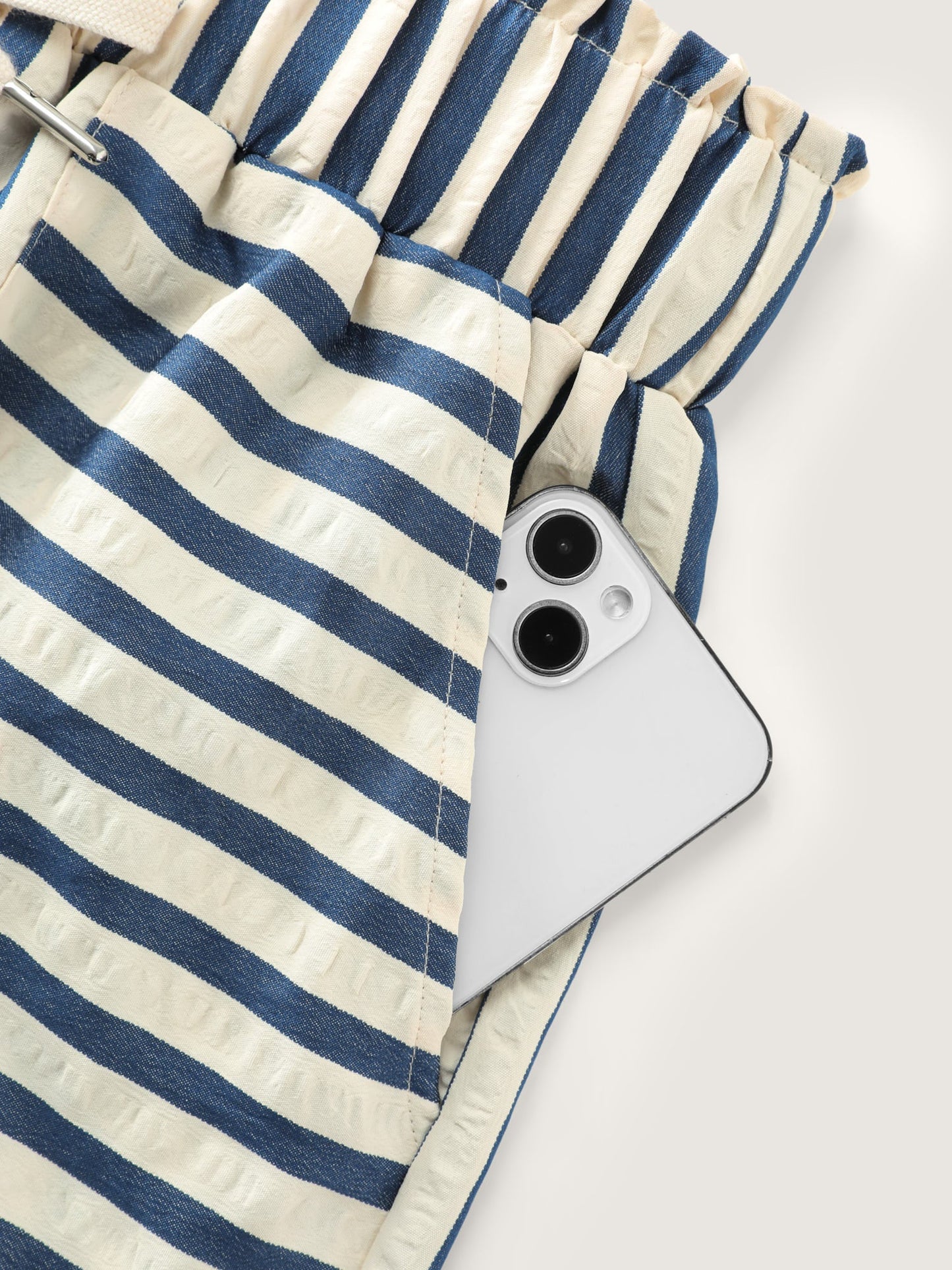 Asymmetrical Stripes Pockets Lined Shorts
