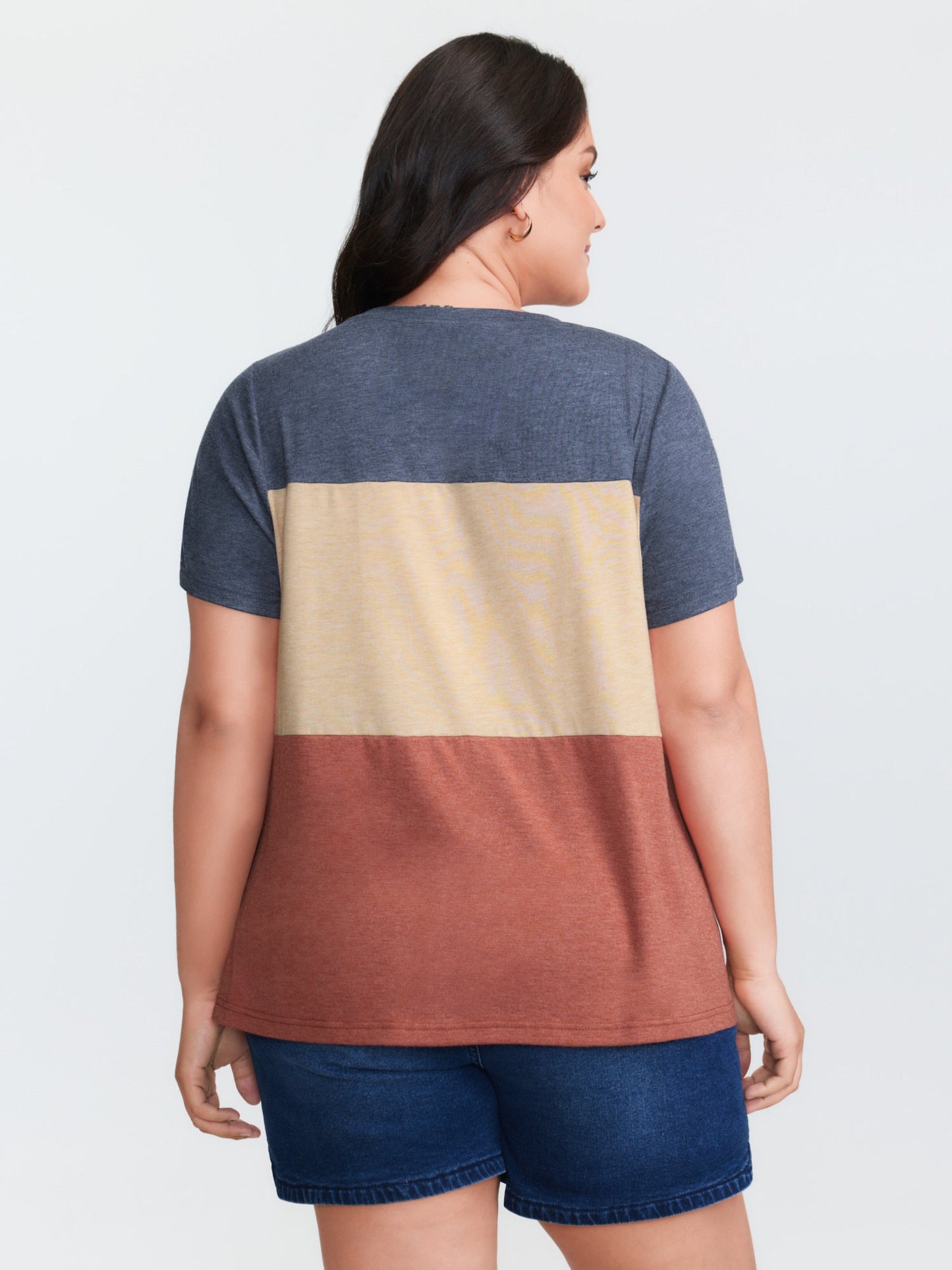 Supersoft Colorblock Twist Hem T-Shirt