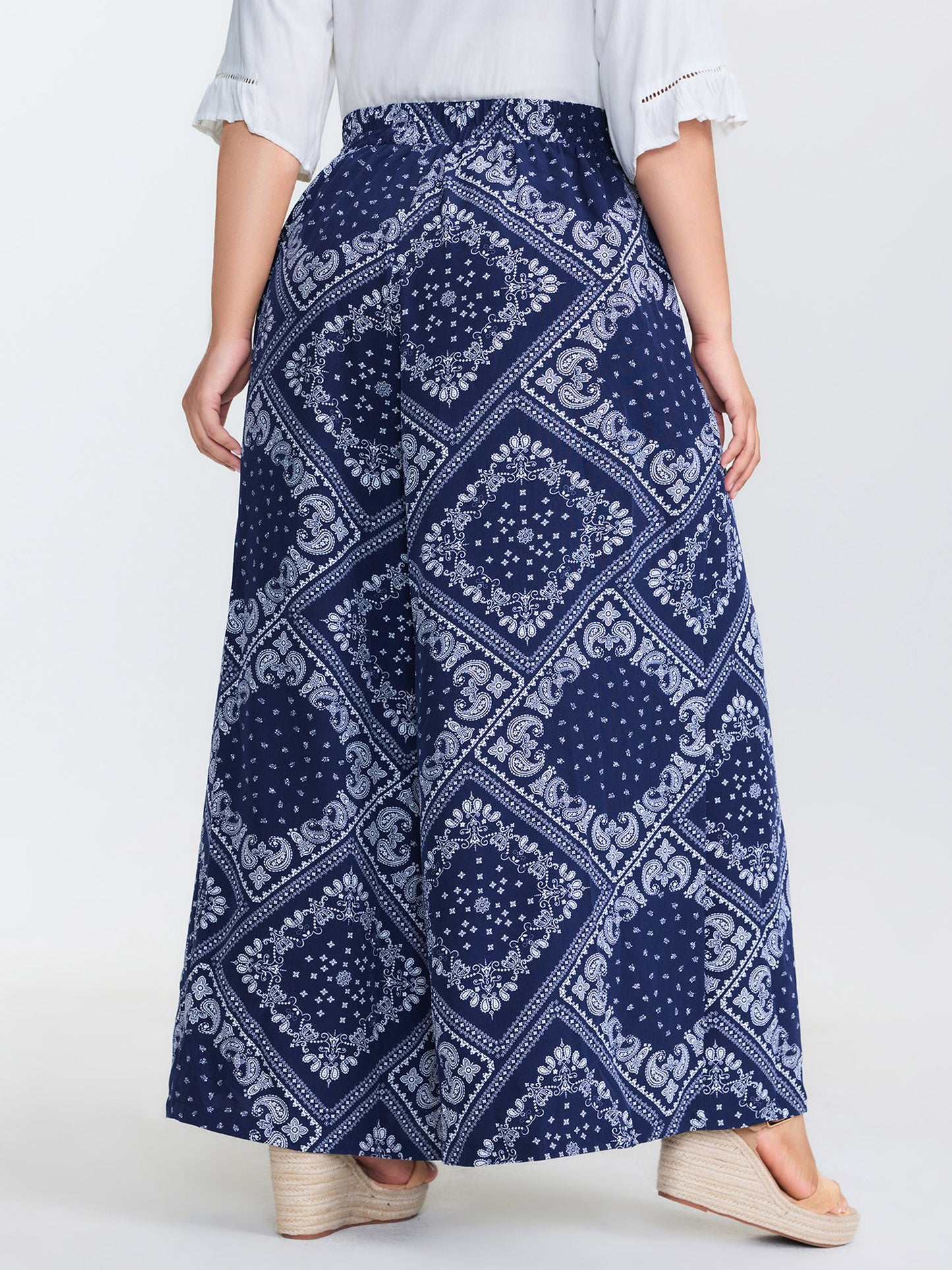Geometric Print Wide-Leg Pants