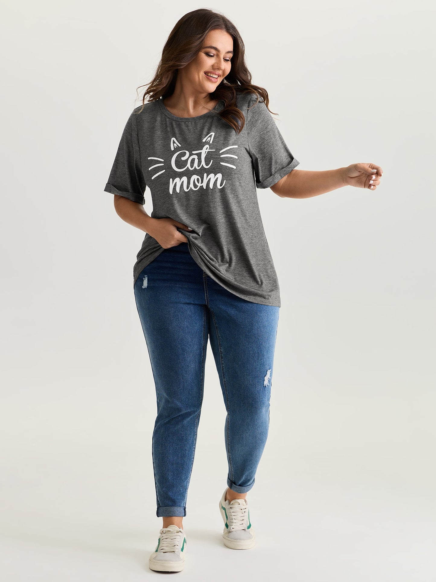 Supersoft Cute Cat Mom Round Neck T-Shirt