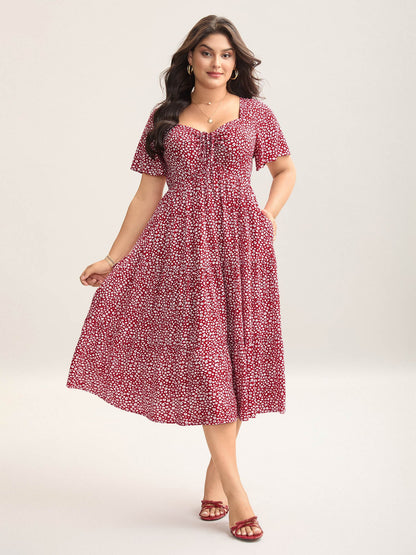 plus size Ditsy Floral Sweetheart Drawstring Pocket Tiered Dress