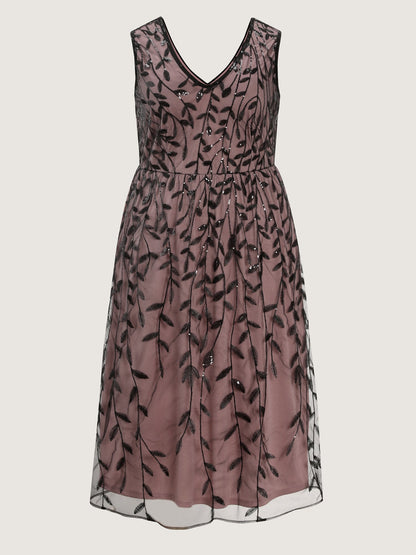 Sequin Embroidery Color Contrast V-Neck Midi Dress