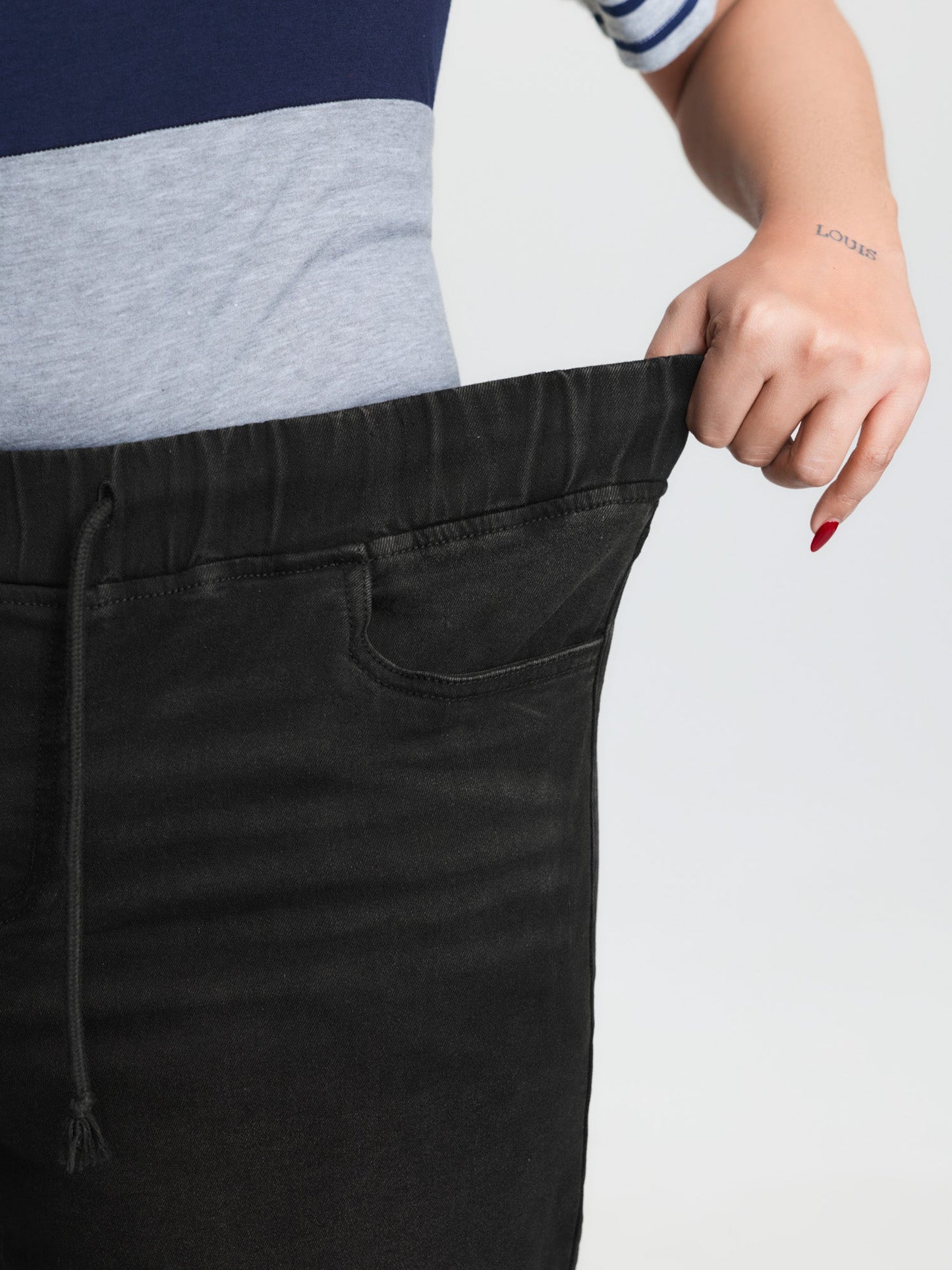 plus size  Pull-On Drawstring Elastic Waist Denim Shorts