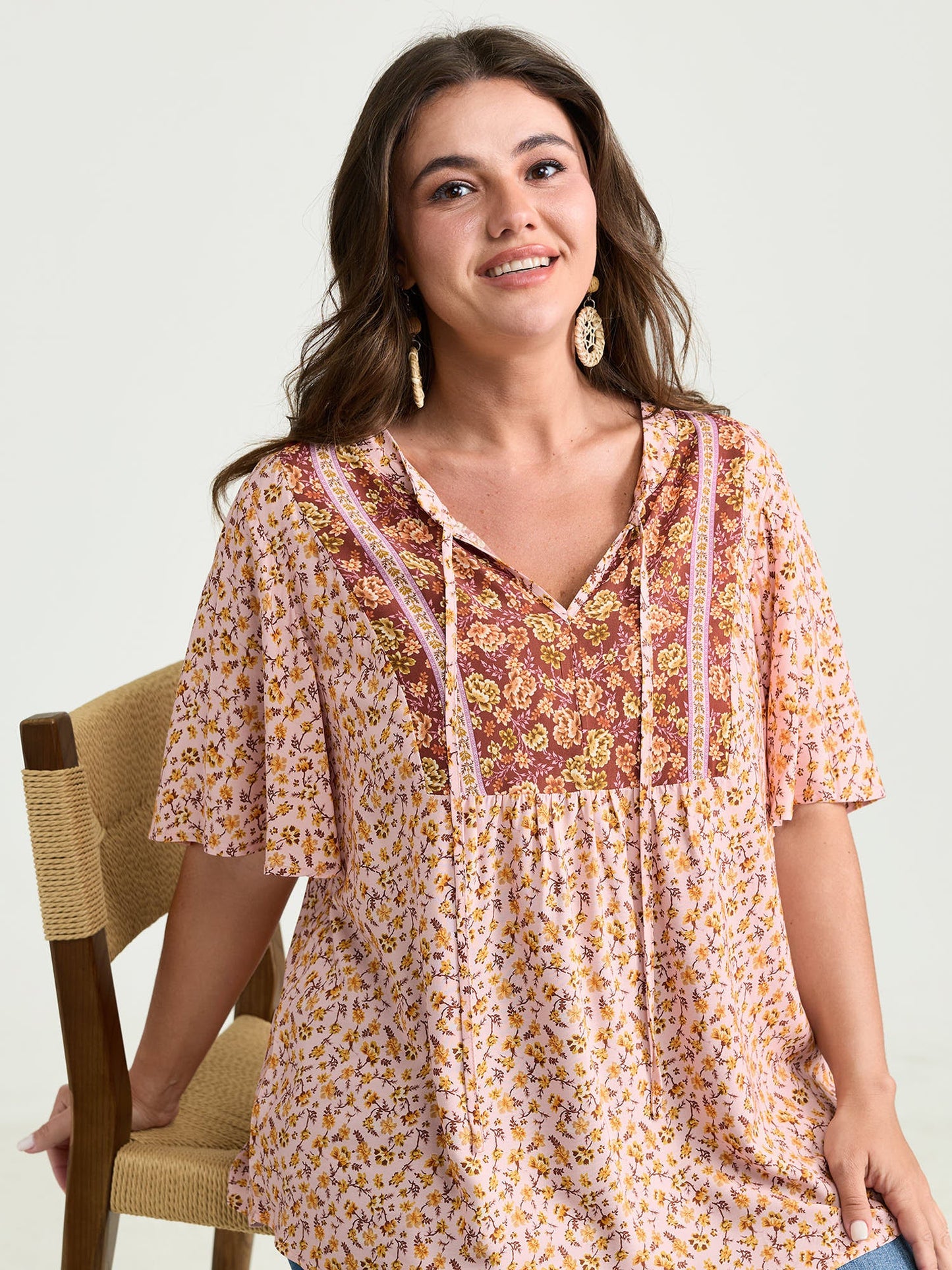 Micro Floral Print Drawstring Neckline Contrast Blouse