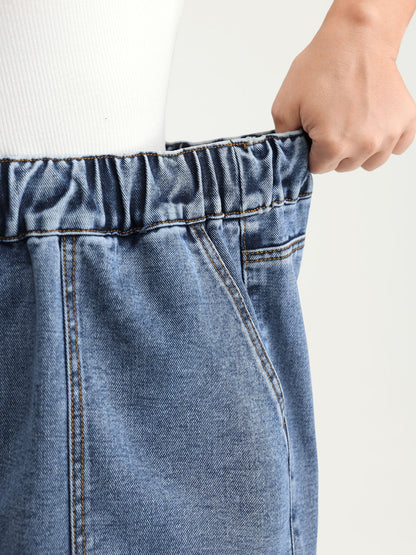 Everyday Stretchy Straight-Leg Denim Shorts