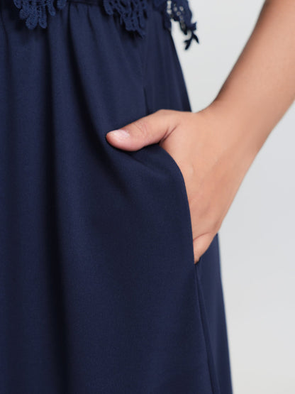 Lace Patchwork Pockets Flowy Midi Dress