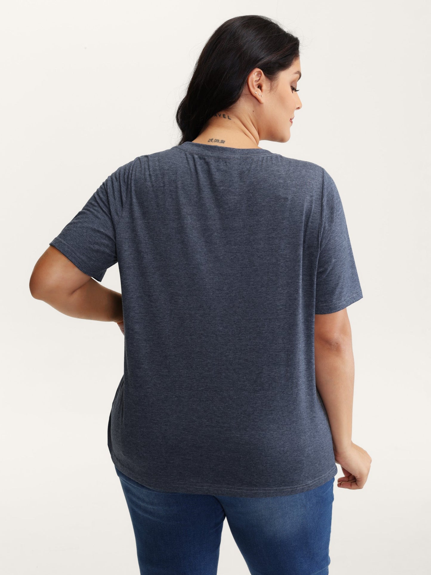 Stretchy Round Neck Solid T-Shirt