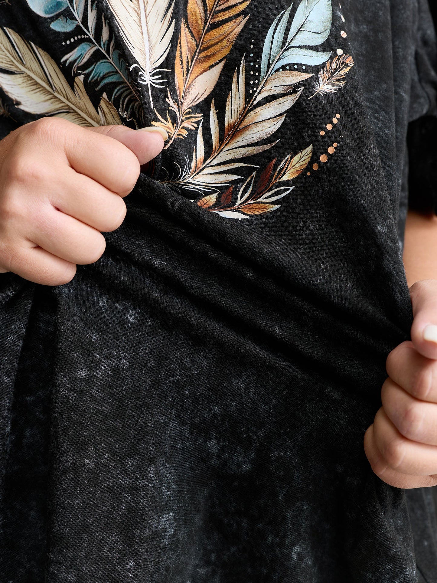Supersoft Stretchy Feather Print Snowflake Effect T-Shirt