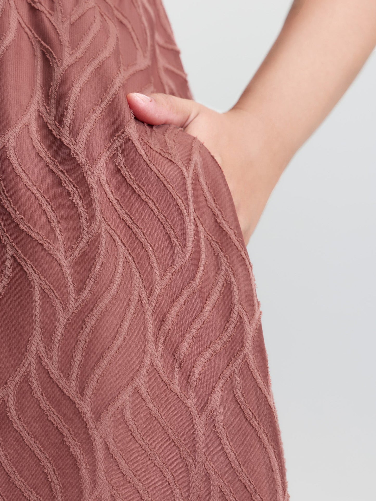 Plain Textured Belted V-Neck Midi Dress