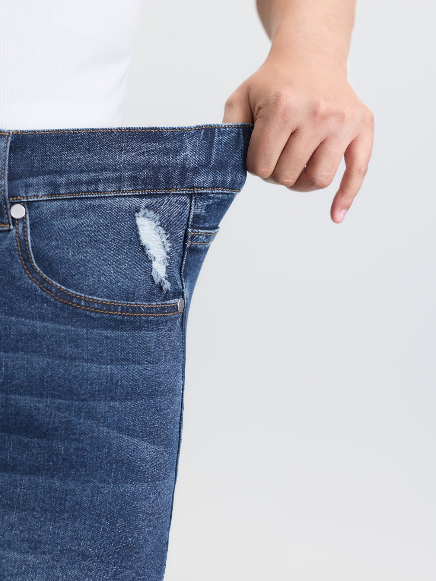 Stretchy Waist Ripped Hem Denim Shorts