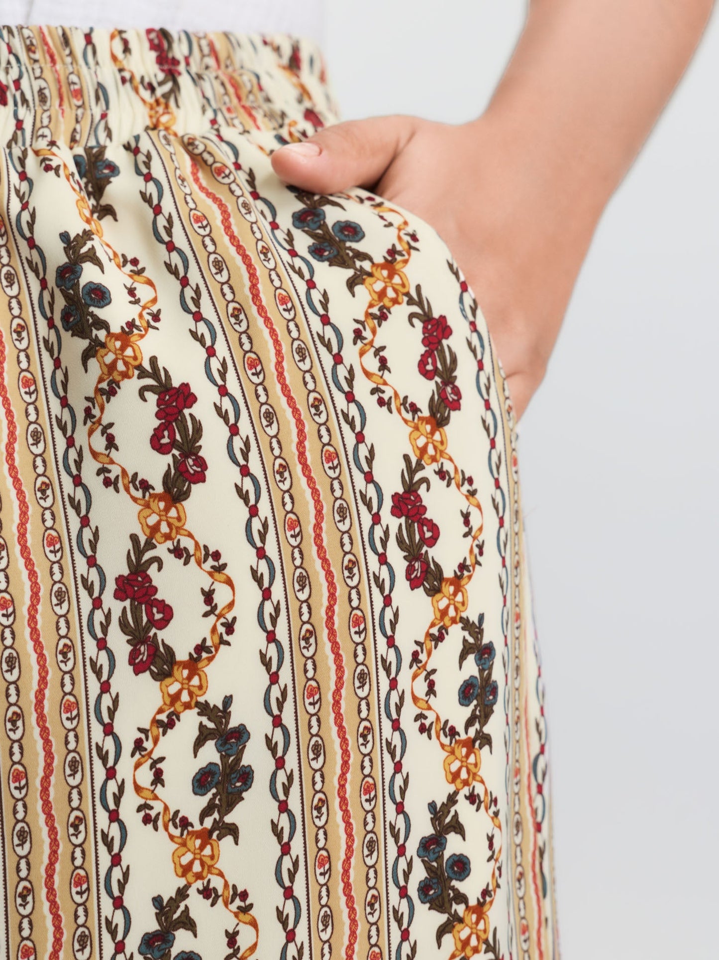 Geometric Stripe Print Pockets Straight-Leg Pants