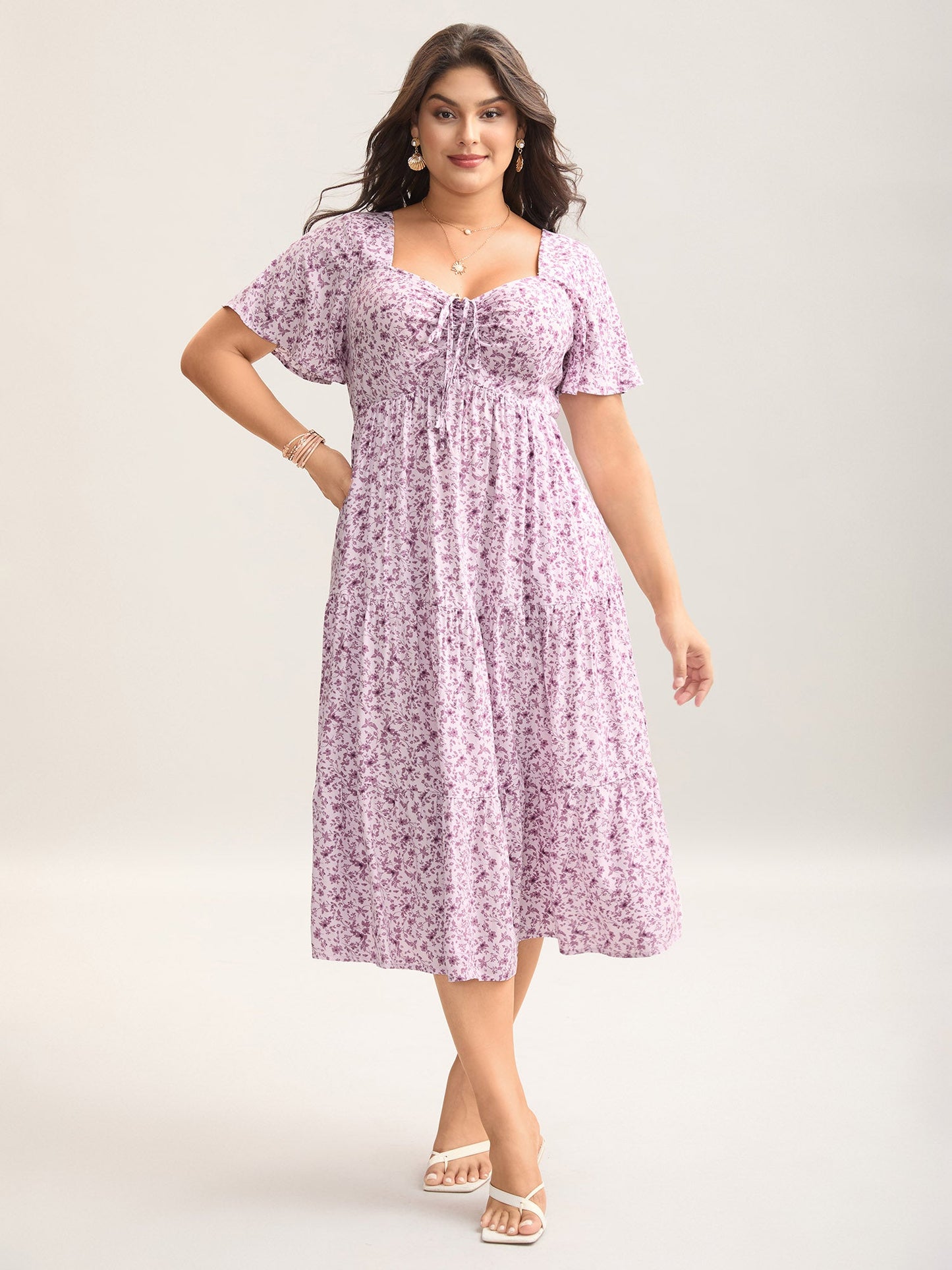 plus size Ditsy Floral Sweetheart Drawstring Pocket Tiered Dress