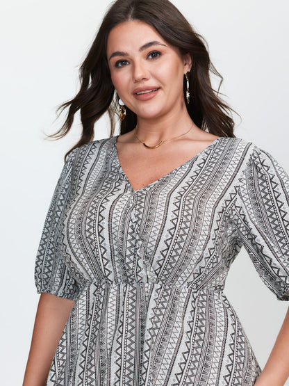 Geometric Print Back-Tie Blouse