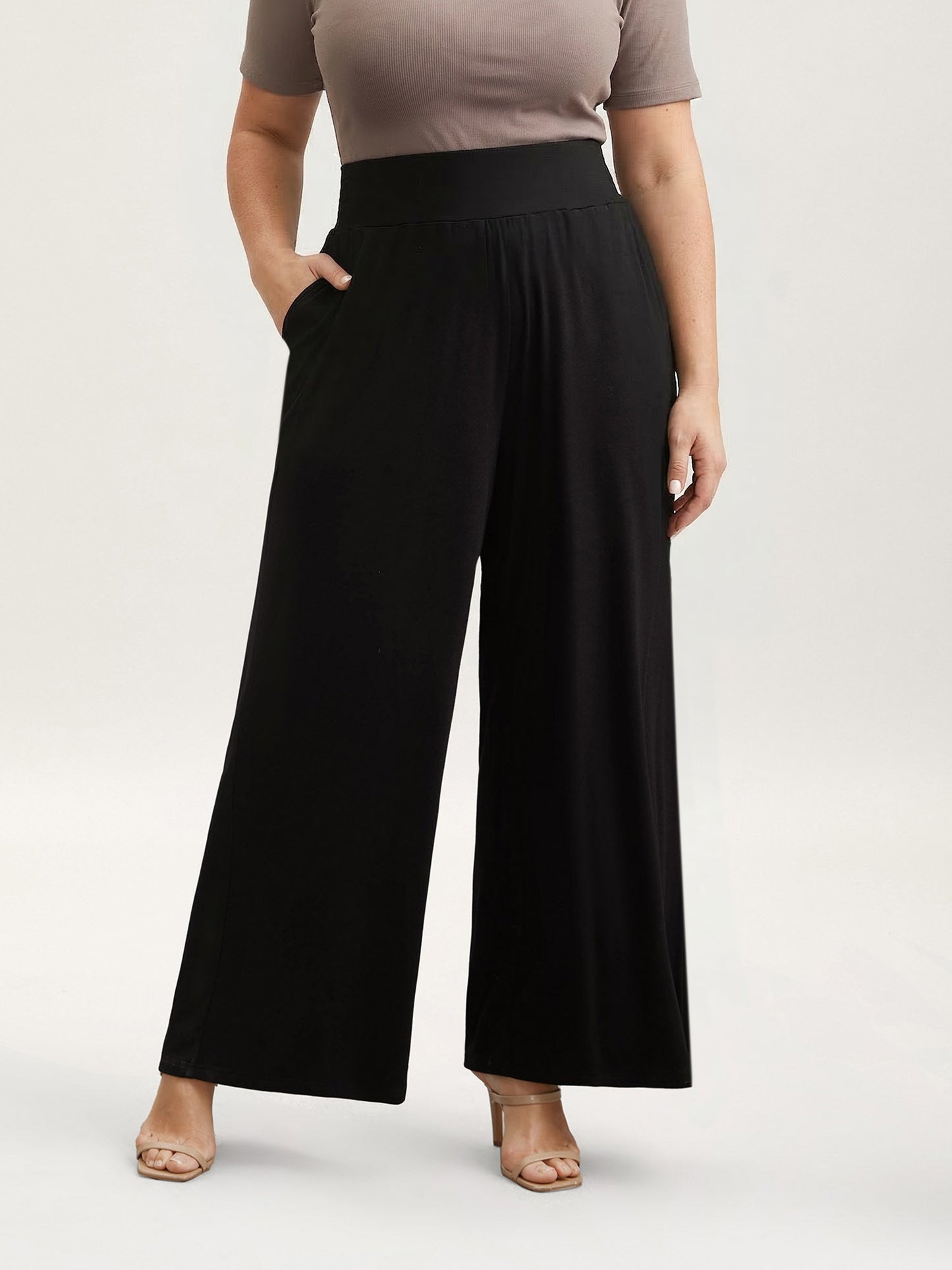 Stretchy Waist Straight-Leg Pants