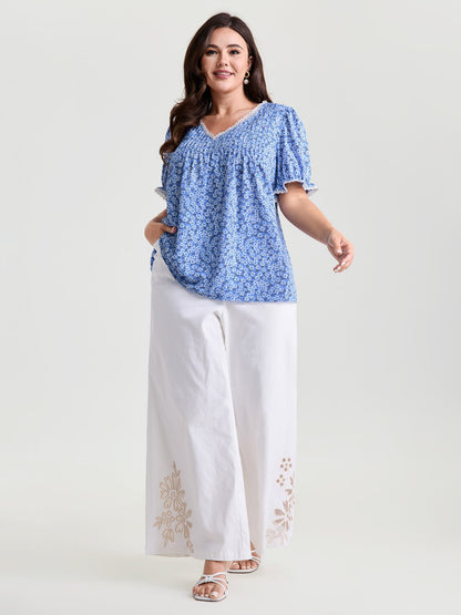 Micro Floral Print Lace Trim Blouse