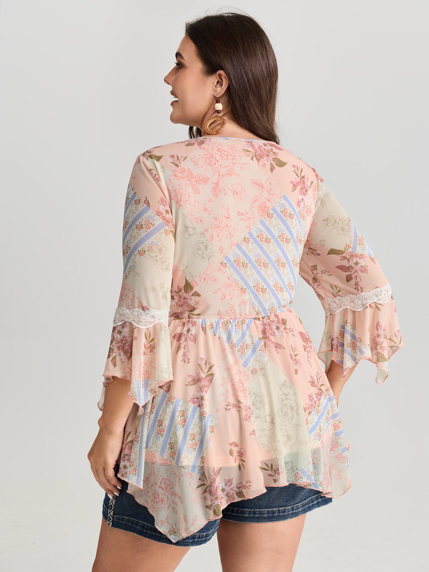 Floral Print Lace Asymmetrical Hem Blouse