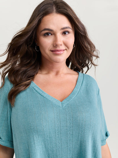 Textured High Low Hem V-Neck T-Shirt