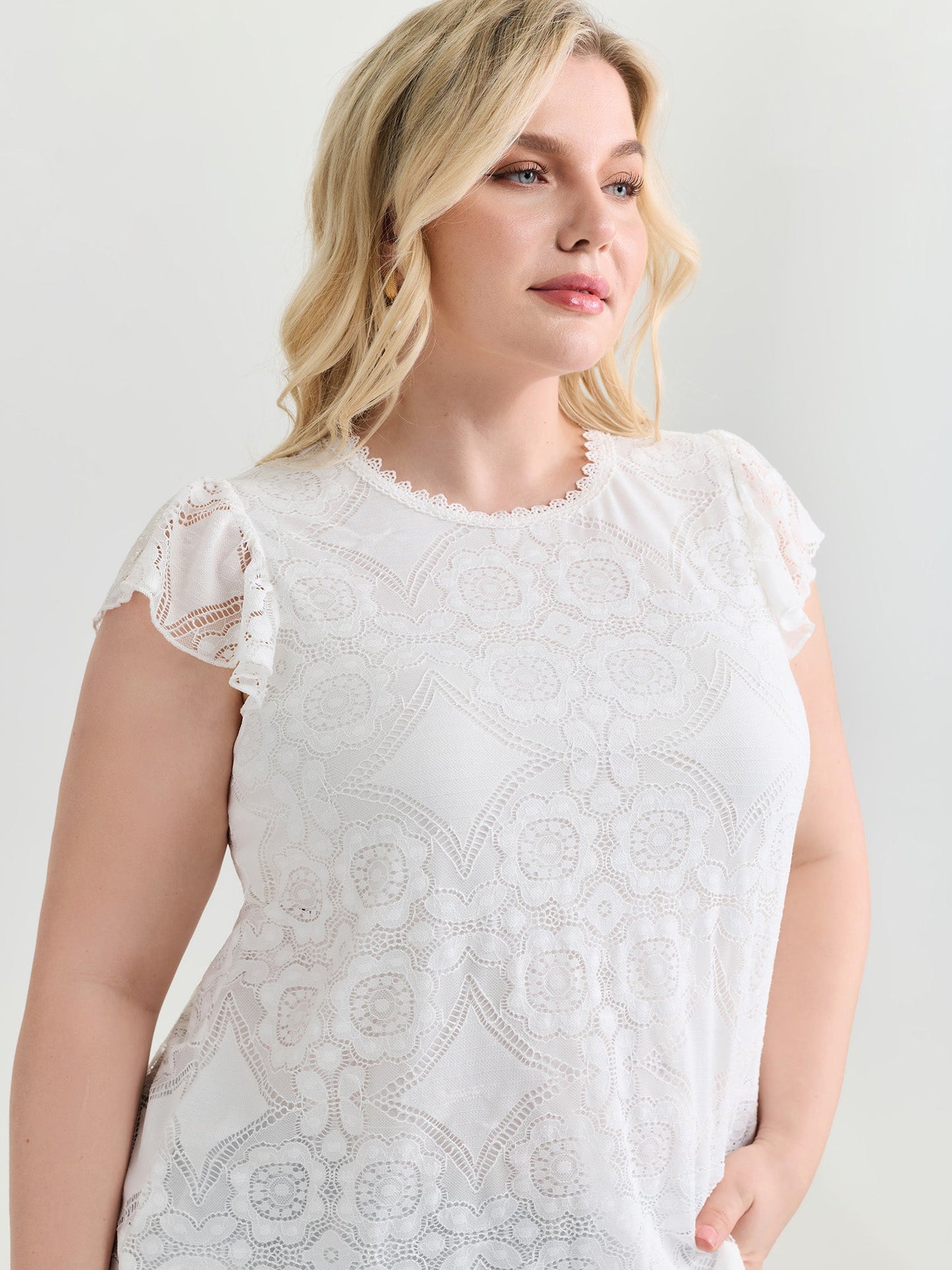 Floral Lace Knit Crew Neck Top