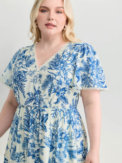 Femme Floral Print Lace Trim Maxi Dress