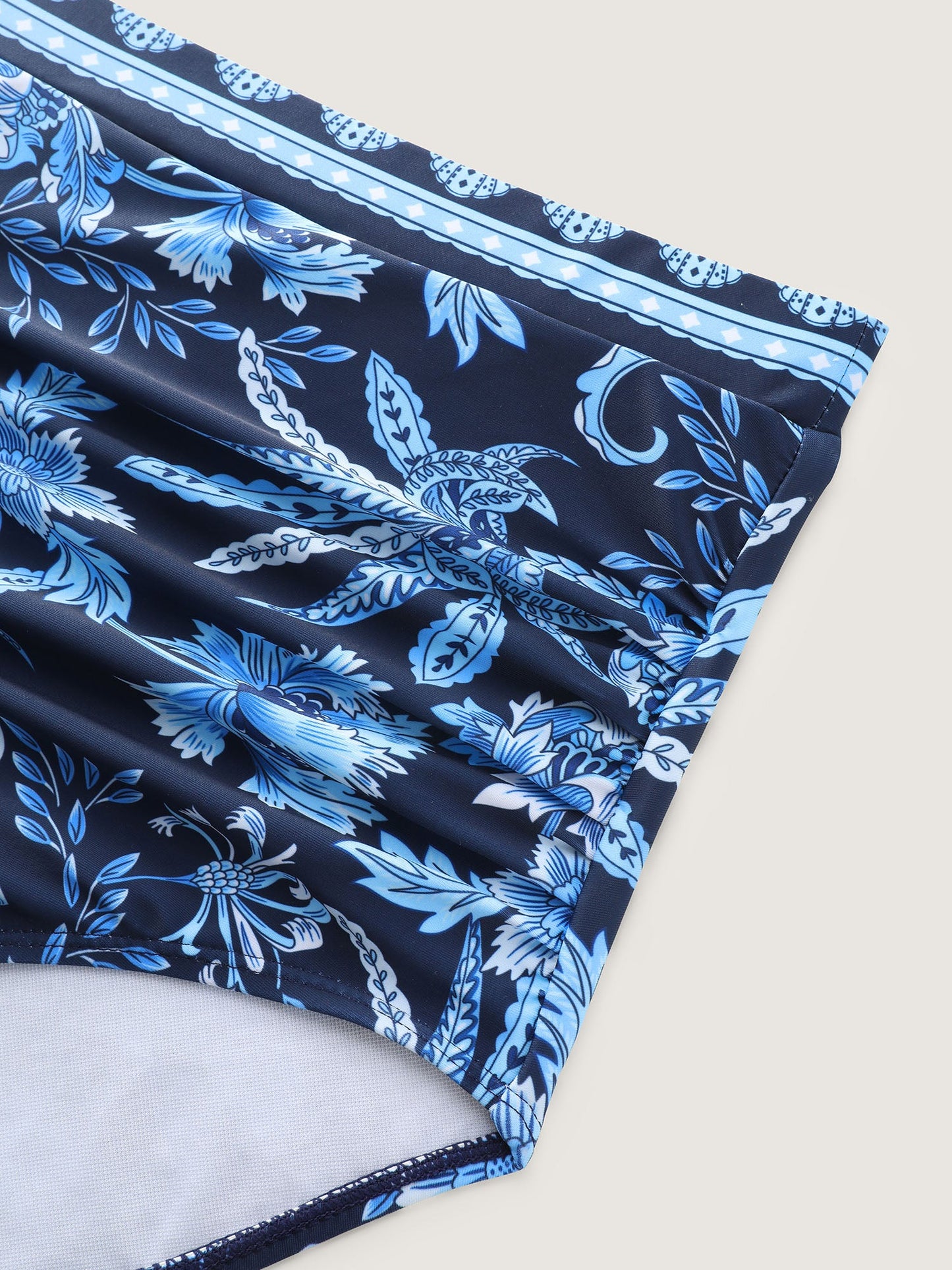Floral Print Color Contrast Swim Bottoms