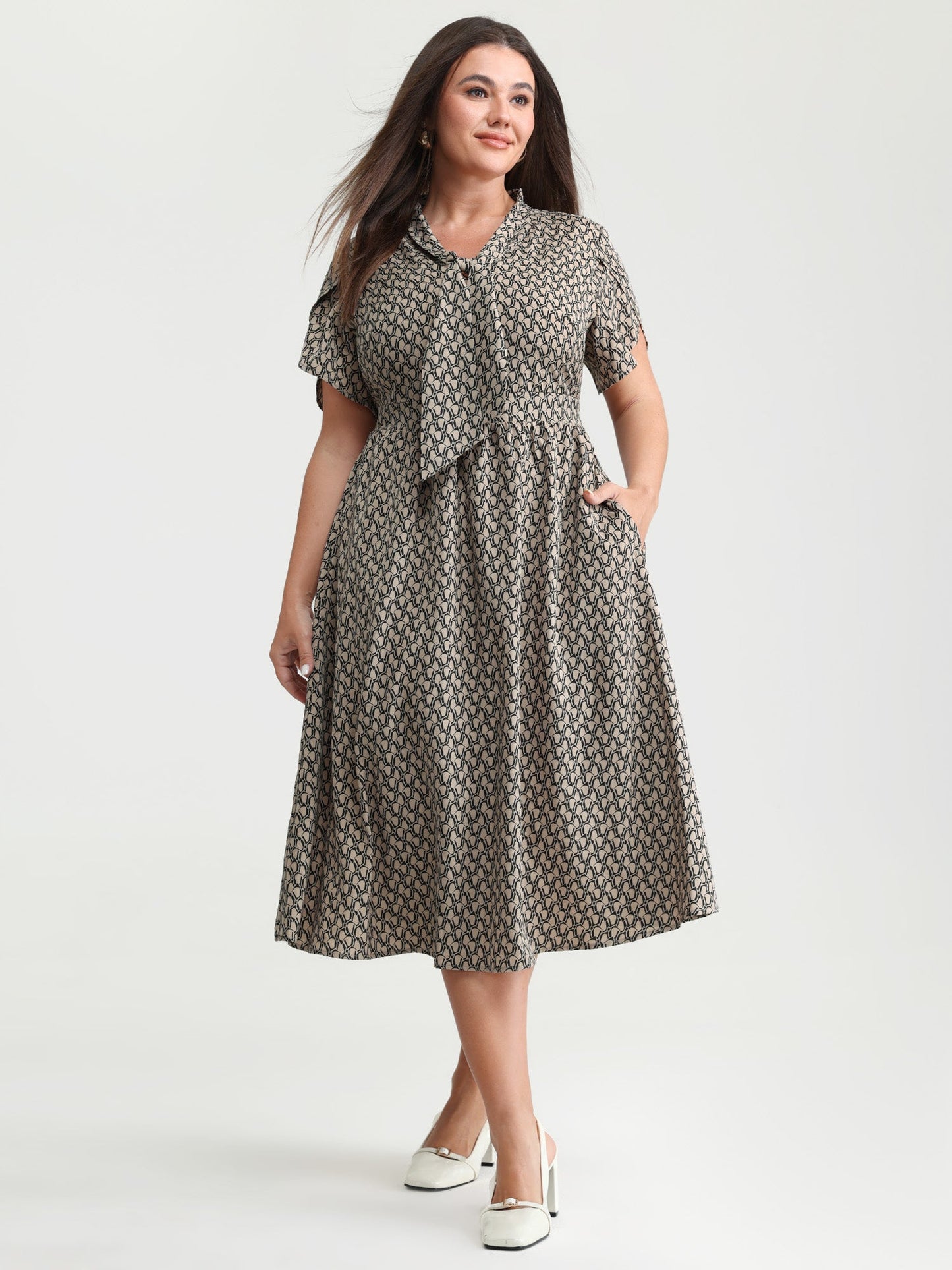 Geometrical Print Petal Sleeve Midi Dress