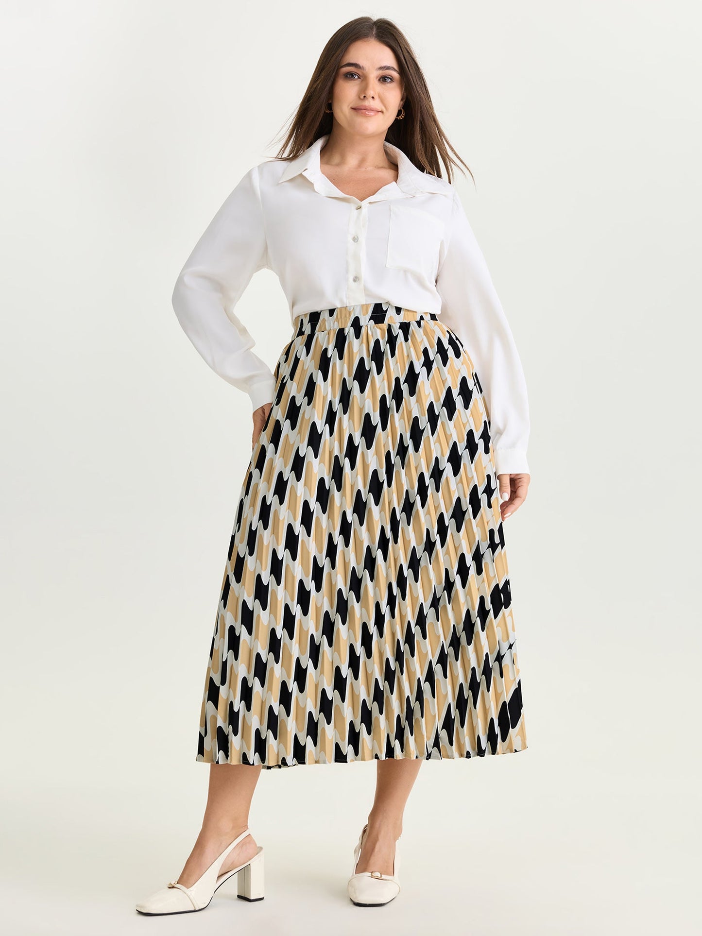 Abstract Print Pleated Maxi Dress