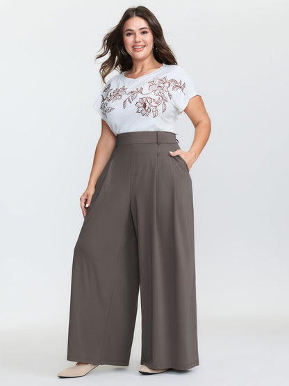 Supersoft Pleated Stretchy Pants