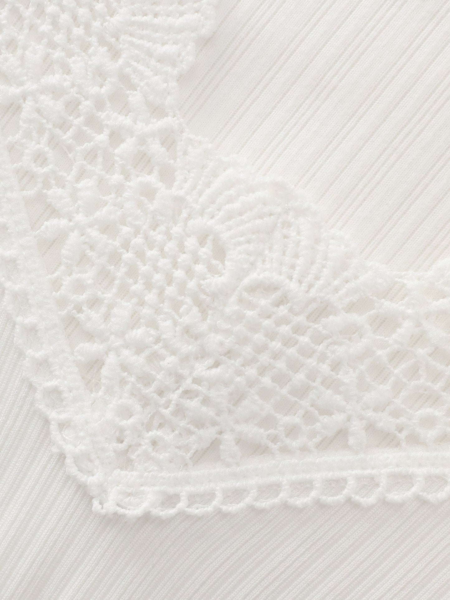 Stretchy Lace V-Neckline T-Shirt