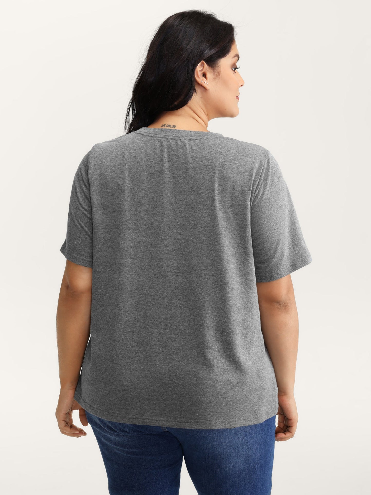 Stretchy Round Neck Solid T-Shirt