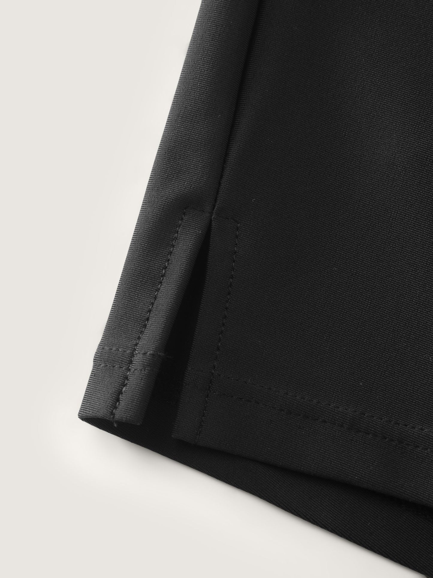 Color Contrast Layered Hem Pockets Swim Bottoms