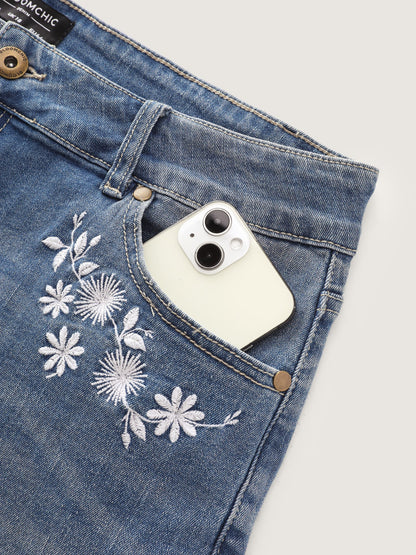 No Gap Waist Skinny-Fit Denim Shorts
