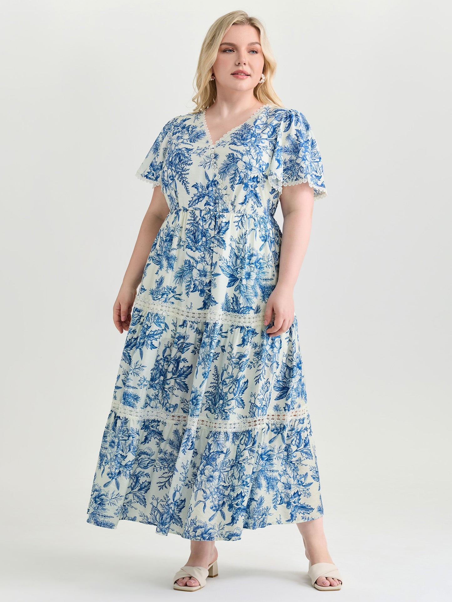 Femme Floral Print Lace Trim Maxi Dress