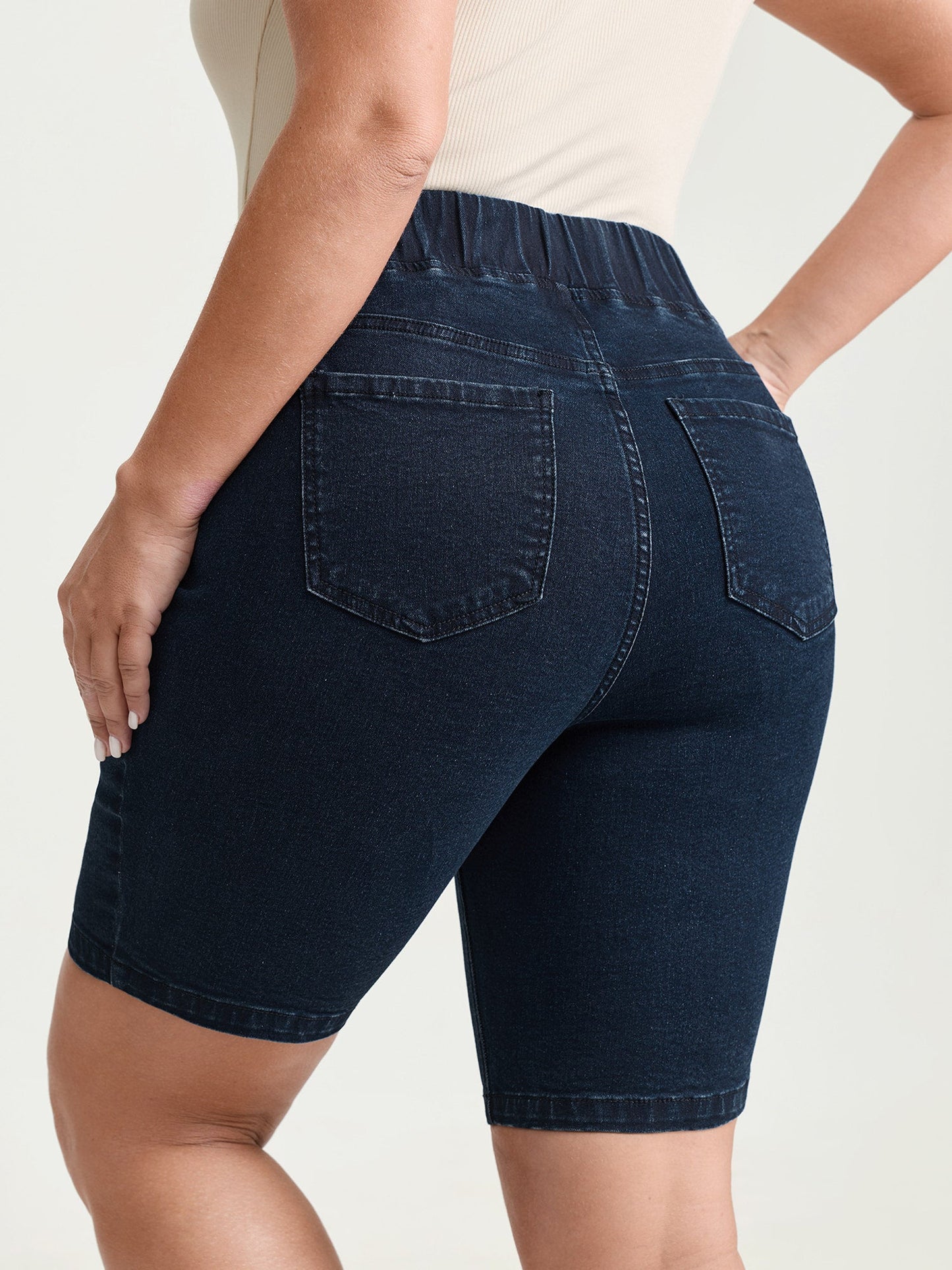 Elastic Back Waistband Skinny-Fit Denim Shorts