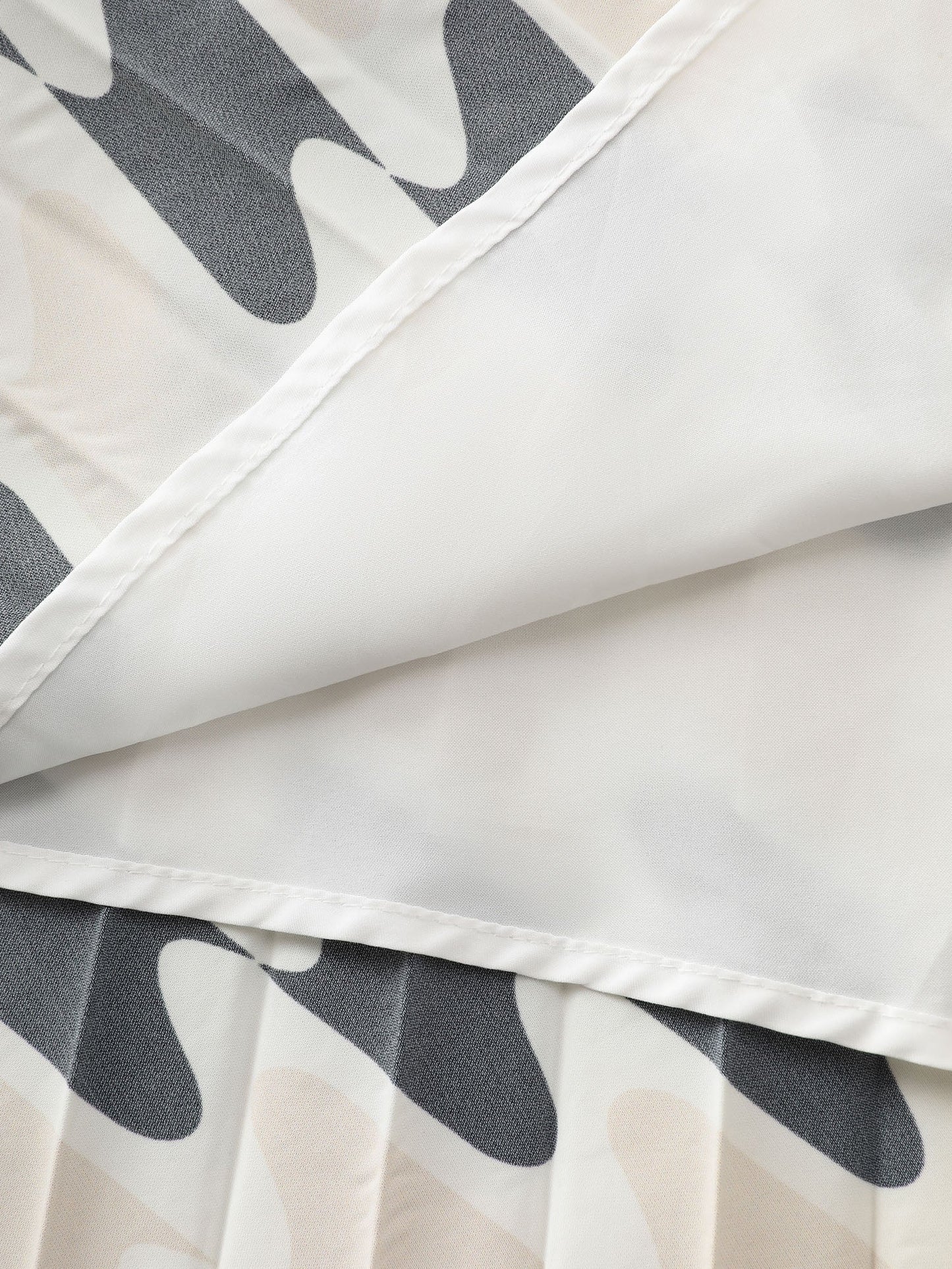 Abstract Print Pleated Maxi Dress