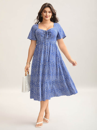 plus size Ditsy Floral Sweetheart Drawstring Pocket Tiered Dress