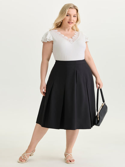 Stretchy Lace V-Neckline T-Shirt