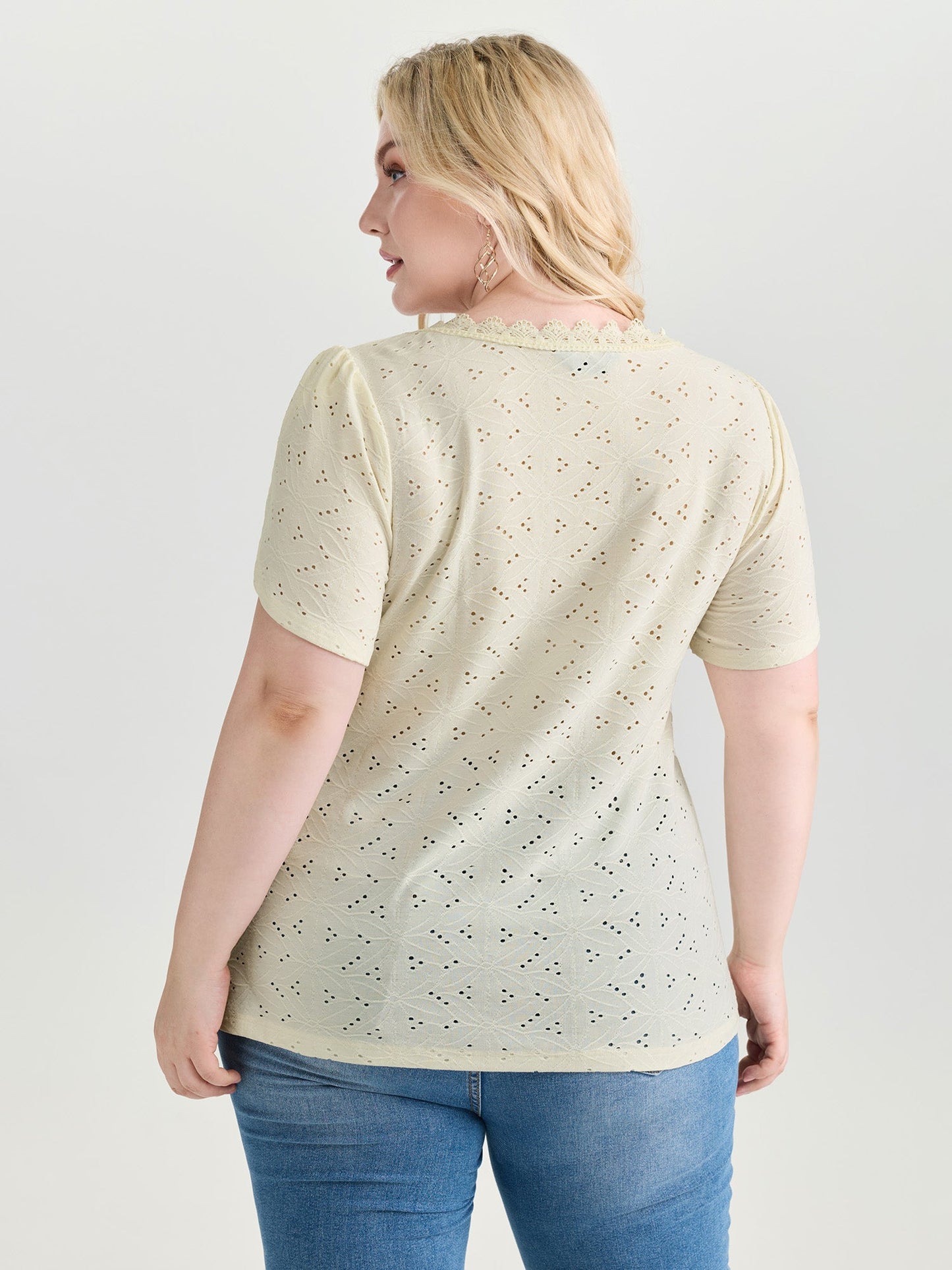 Eyelet Trim Stretchy V-Neck T-Shirt