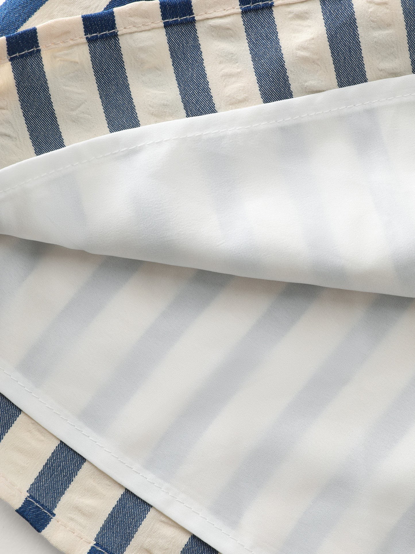 Asymmetrical Stripes Pockets Lined Shorts
