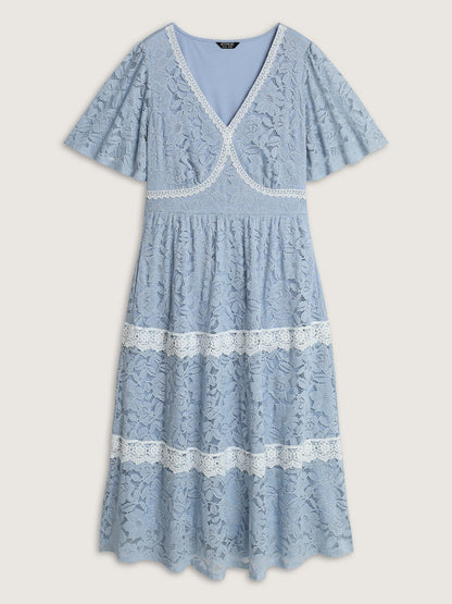 Floral Lace Textured Shirred Midi Dress