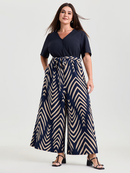 Geometric Print V-Neck Stretchy Jumpsuit