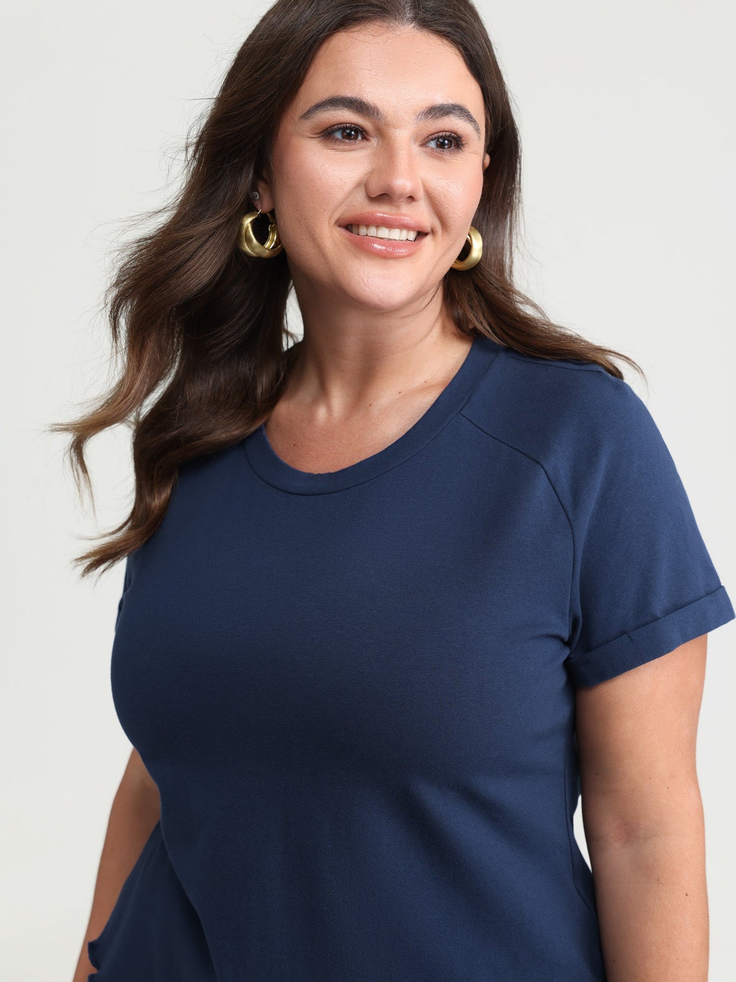 Cotton Plain Round Neck Fitted T-Shirt