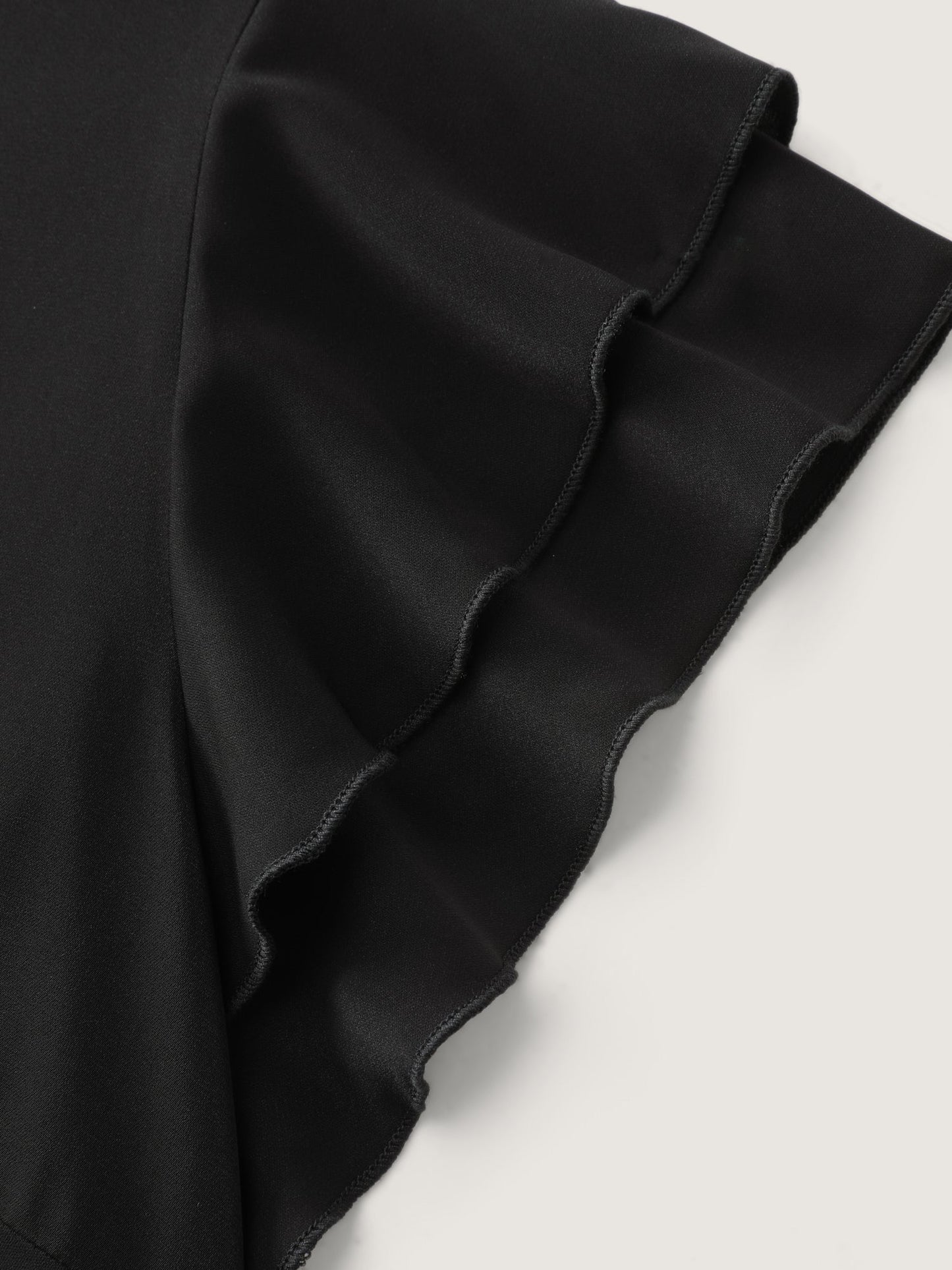 Layered Ruffled Arm-Friendly Sleeve Blouse