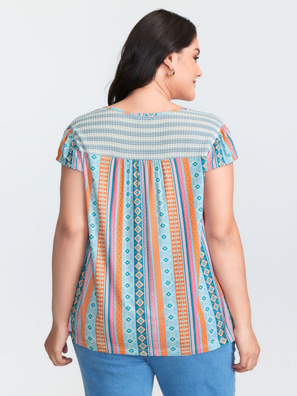 Geometric Print Ruffled Sleeve Knit Top