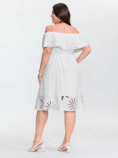 Ocean Pattern Embroidered Cut-Out Midi Dress
