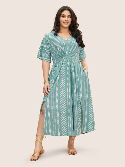 plus size Solid Geometric Dolman Sleeve Pocket Shirred Split Hem Dress