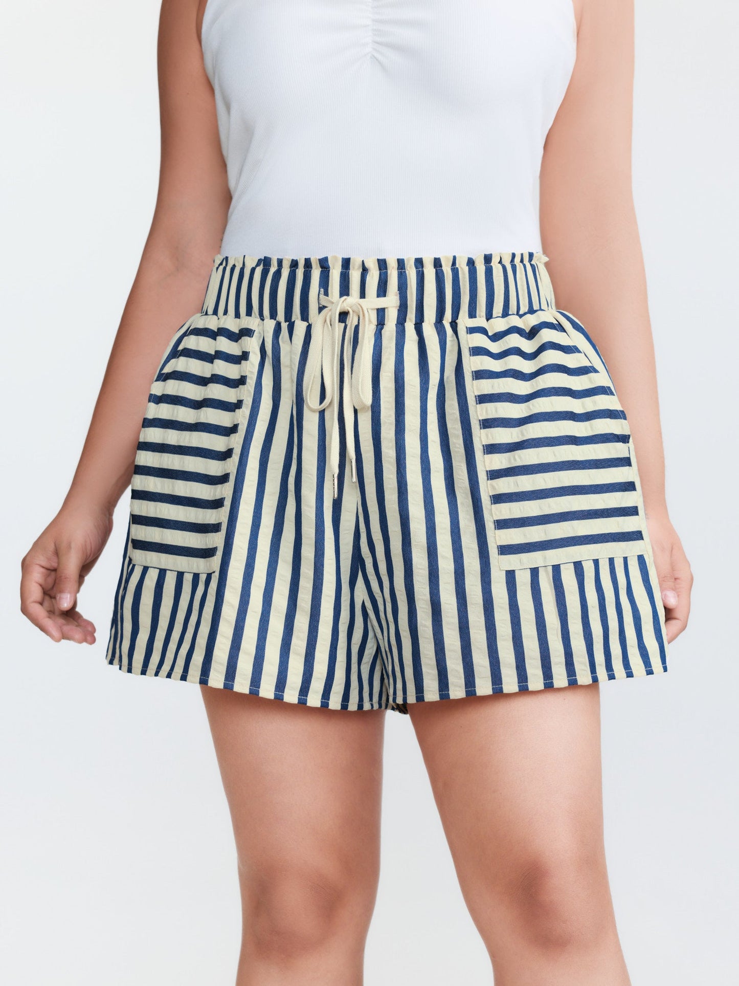 Asymmetrical Stripes Pockets Lined Shorts