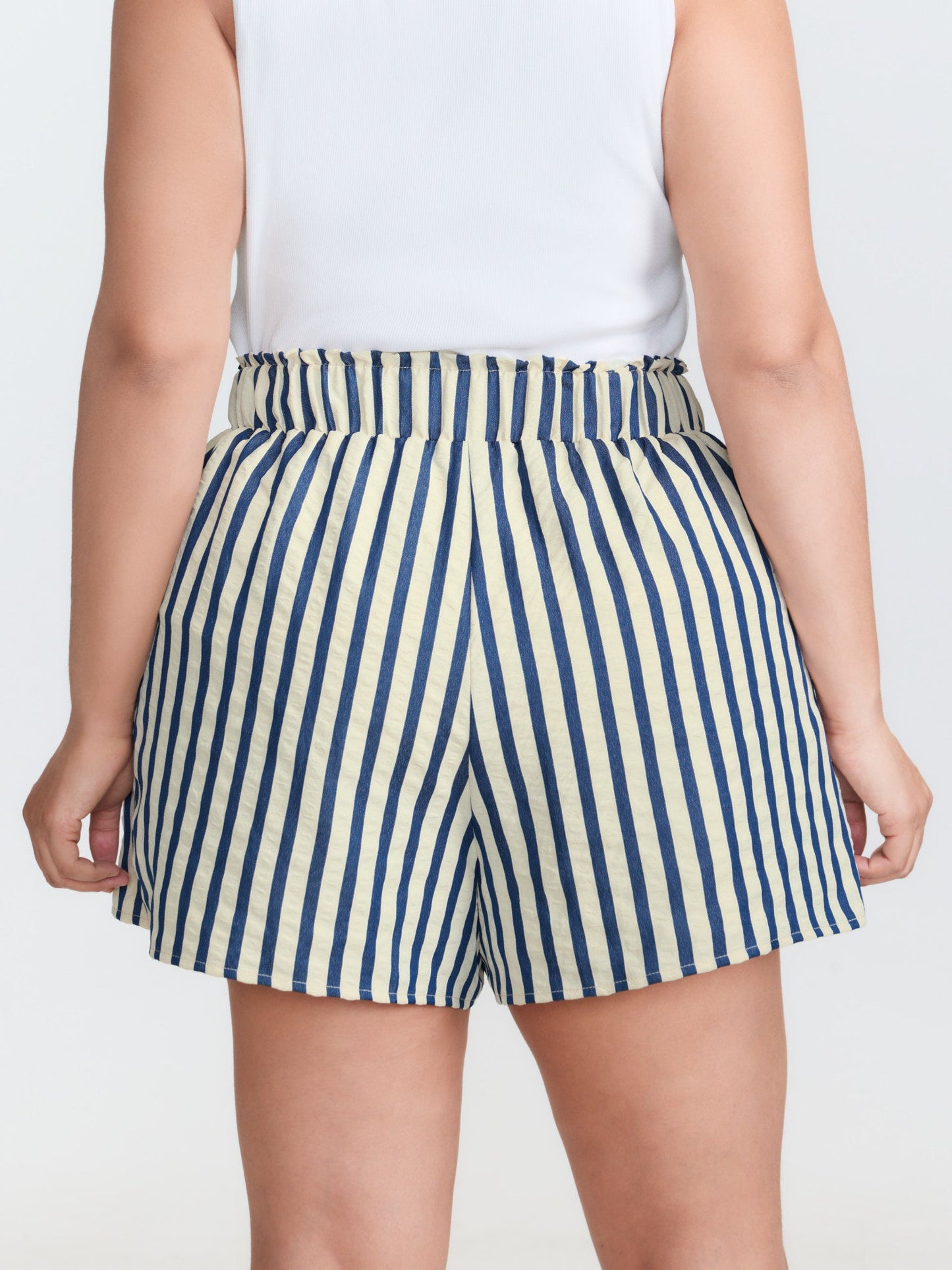 Asymmetrical Stripes Pockets Lined Shorts