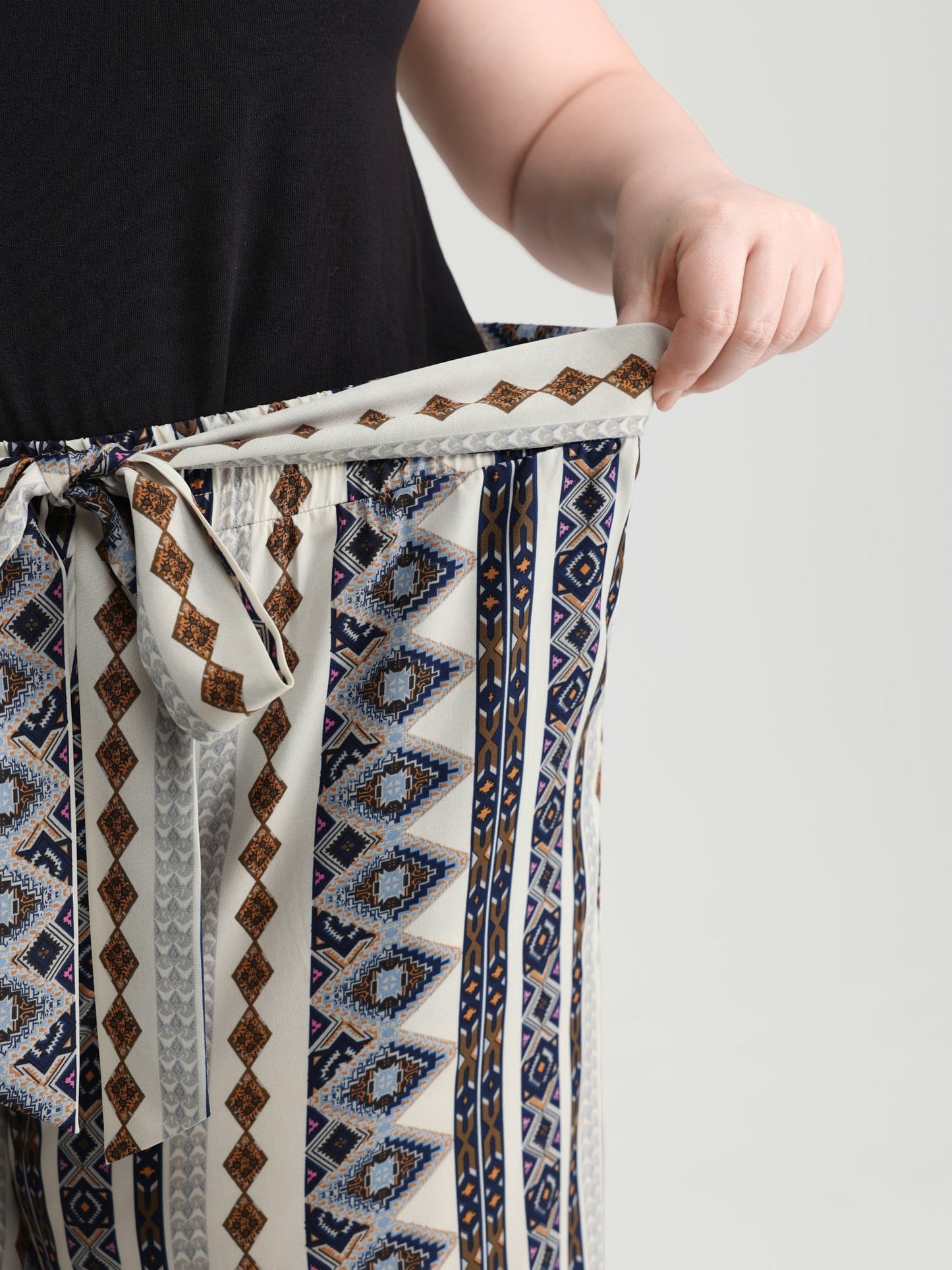 Waist-Tie Wide-Leg Boho Print Pants