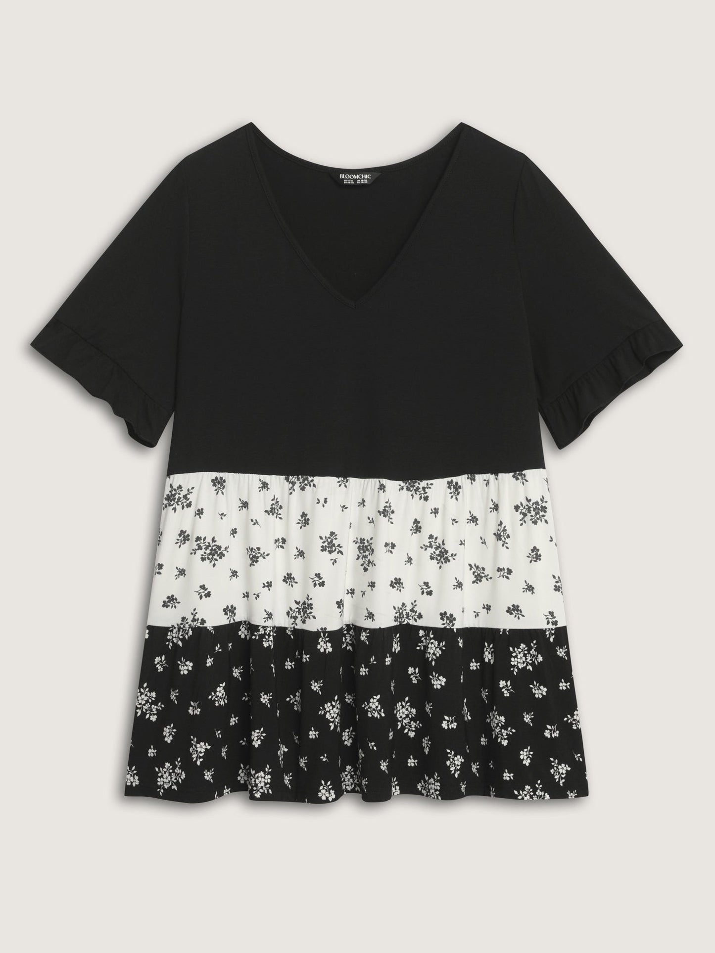 Color Contrast Floral Print Tiered Top