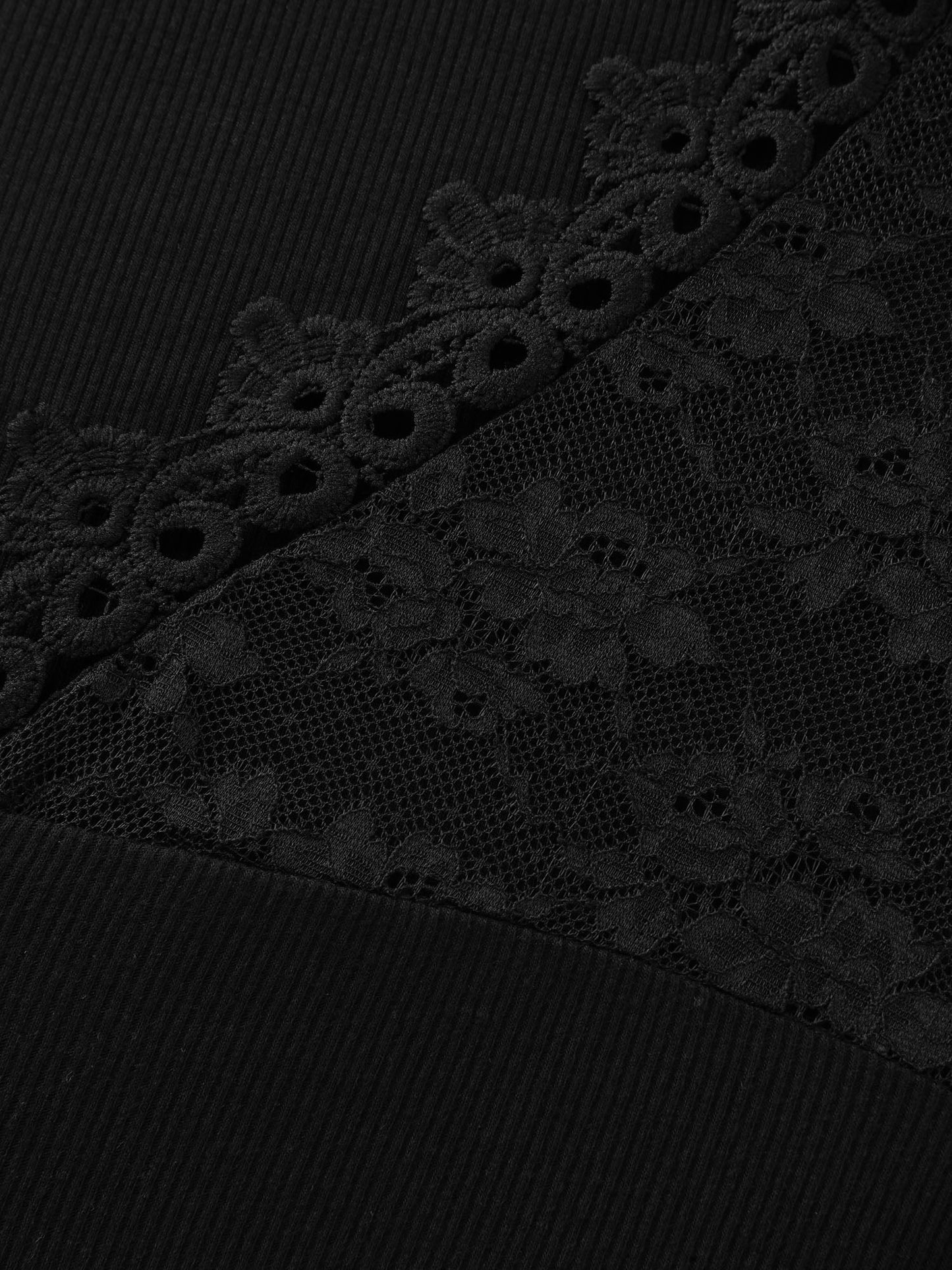 Stretchy Lace V-Neckline Top